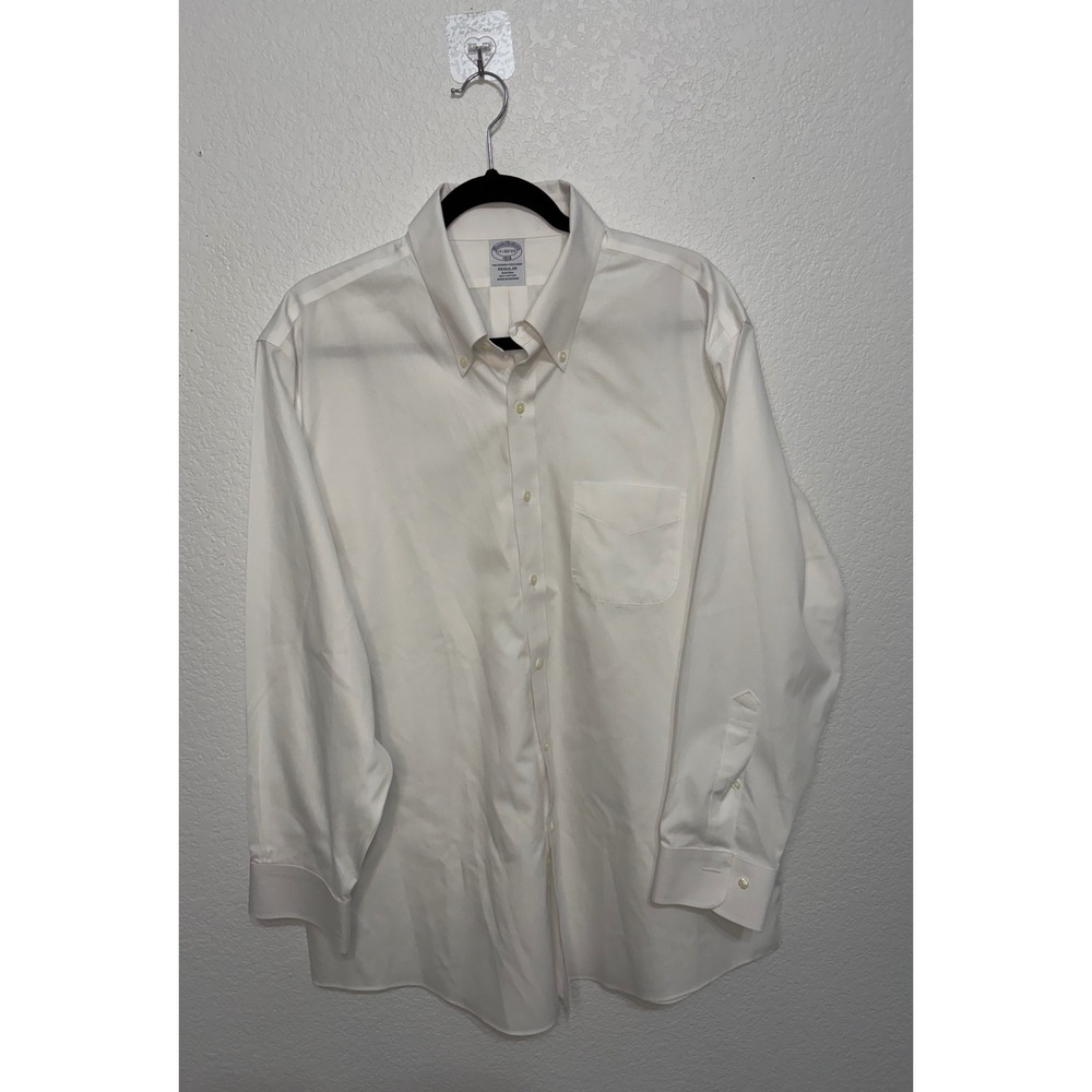 Brooks Brothers 1818 Mens White Non-Iron Cotton Dress Shirt Regular Fit 17-32/33